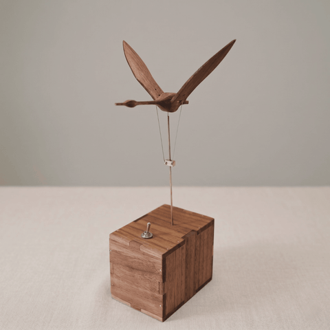 Riyumyi Handcrafted Walnut Swan Automaton